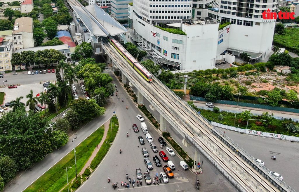 Vị trí Sun Xuân Thủy - Thông tin chính thức từ Sun Group 2 Tuyến đường sắt Nhổn tại ngã 4 đường Xuân Thủy và Phạm Hùng